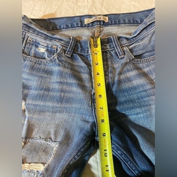 Hollister Jeans Womens Sz 26W x 27L Relaxed Fit Destructed Denim High rise Sz 3 - Picture 5 of 10